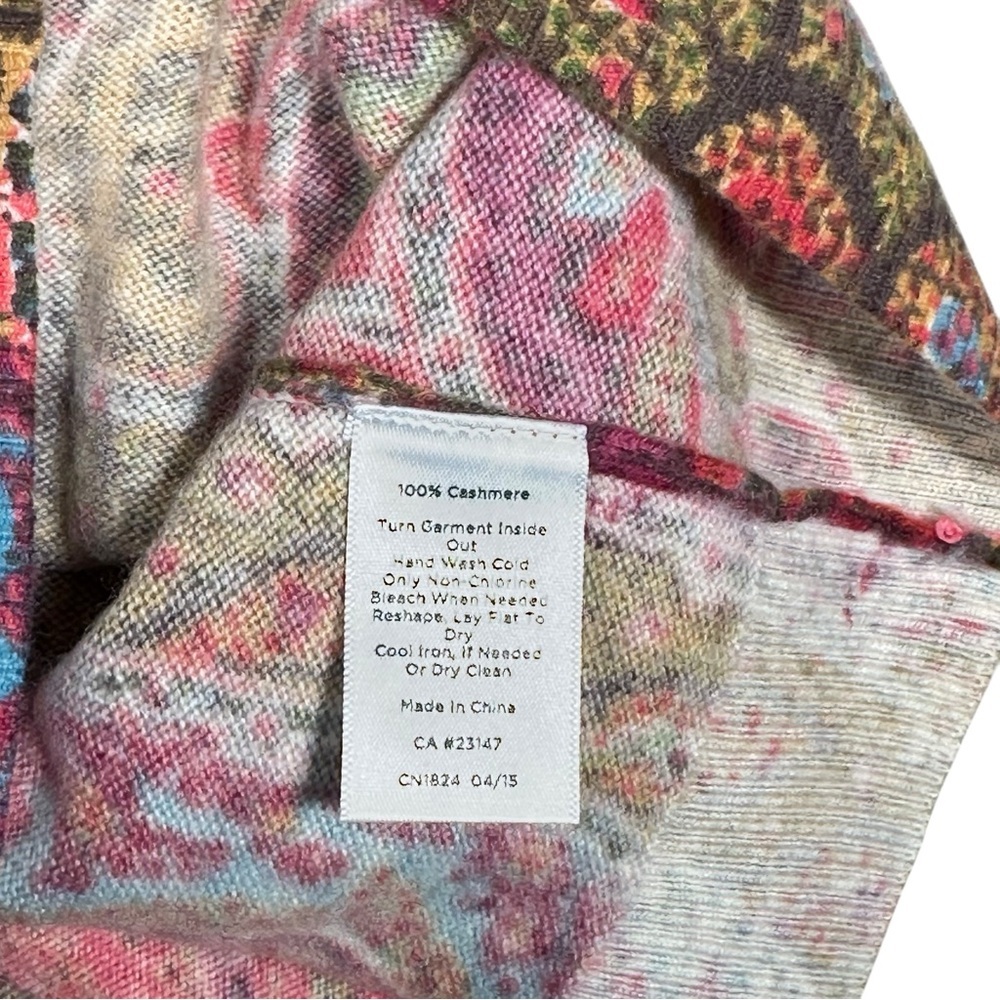TALBOTS 100% Cashmere Paisley Printed 3/4 Sleeve Sweater - Picture 7 of 9
